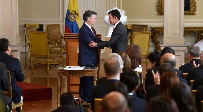 Santos-Rivera-Presidencia-LA-FM.jpg