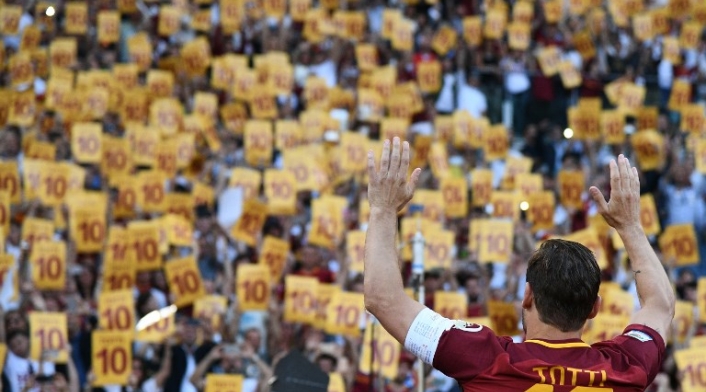 Totti-LA-FM-AFP.jpg