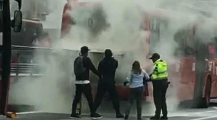 TransmilenioIncendioSubaMotorSuminLAFM.jpg