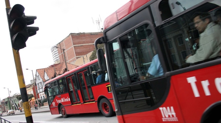 TransmilenioRefFotoCOLPRENSA1.jpg