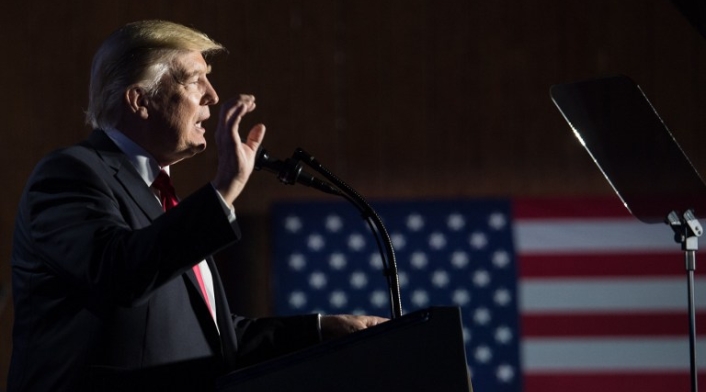 Trump-bandera-AFP.jpg