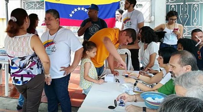 Venezolanos-en-Bucaramanga-LA-FM-RCN-RADIO.jpg