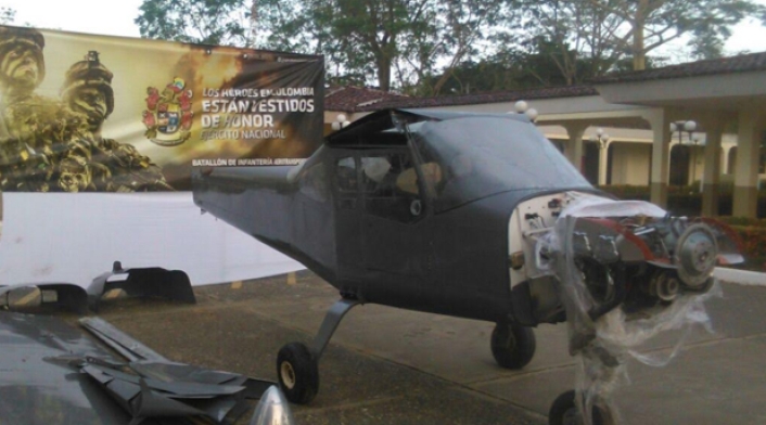 aeronavedroga111.jpg
