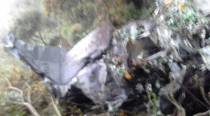 avionetafacatativaaccidente1bombero2.jpg