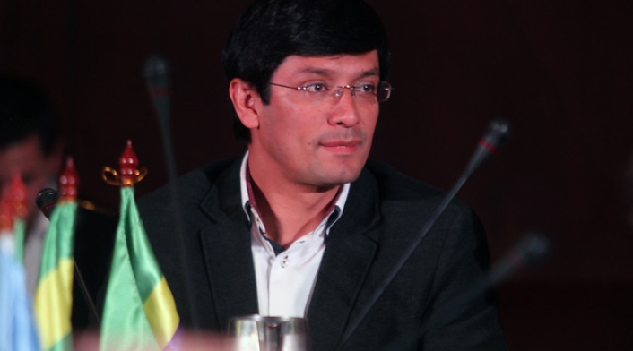 camiloromerogobernador.jpg