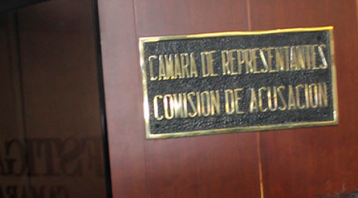 comisiondeacusacionescolprensa.jpg