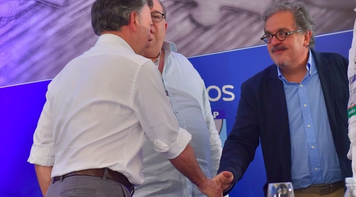 gerardomartinezcolprensalafm1.jpg