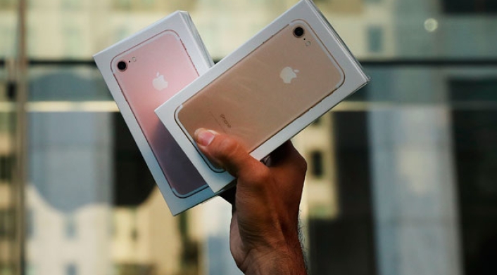iPhone-CimaHub.jpg