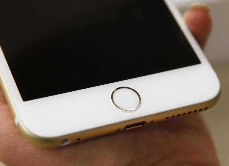iPhoneAFPLAFM1.jpg