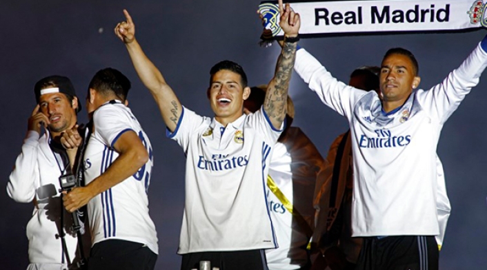 jameschampions12.jpg