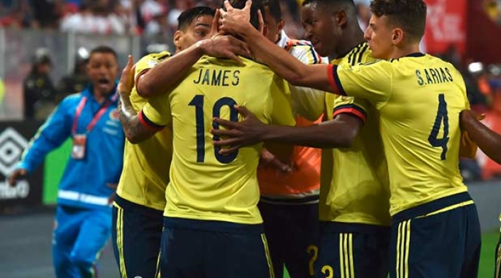 jamesgol1.jpg