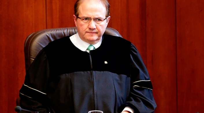 leonidasBustos.jpg