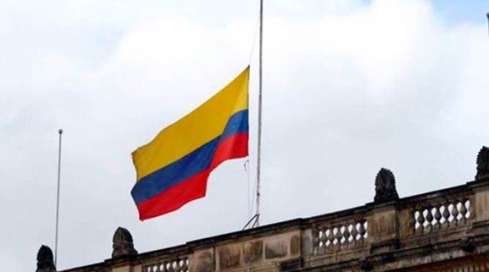 mariafernandacabalbandera.jpg