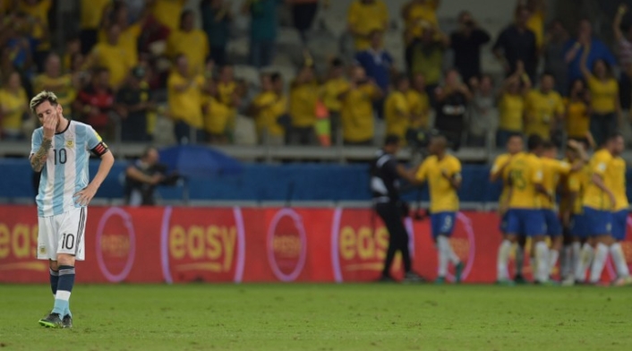 messivsbrasilafplafm11.jpg