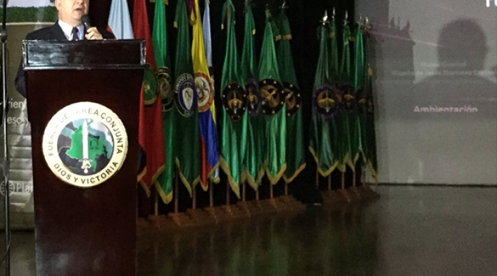 mindefensaluiscarlosvillegas1.jpg