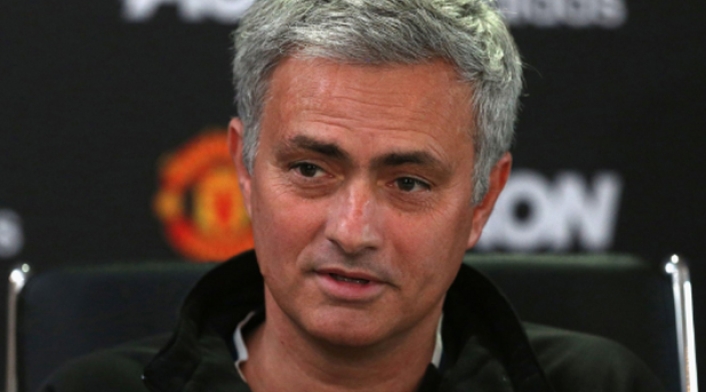 mourinhojoseunitedfichajesenero1oficial1.jpg
