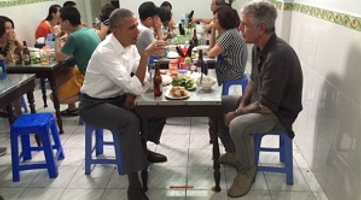 obama-restuarant-vietnam.jpg