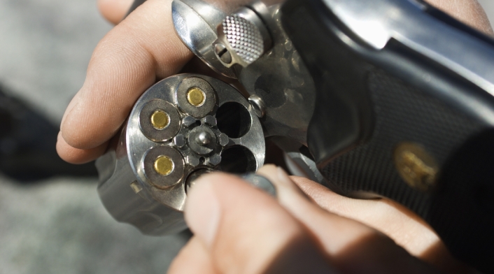 pistola-2-ingimage.jpg pistola-2-ingimage.jpg