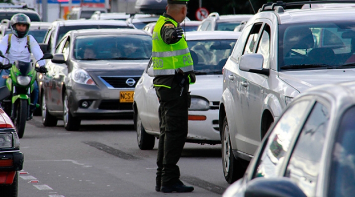 policiadecarreterascolprensalafm.jpg