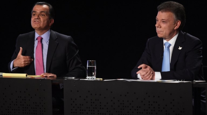santoszuluagadebateAFPLAFM1.jpg