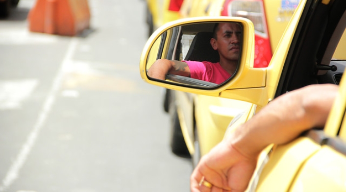 taxis1.jpg