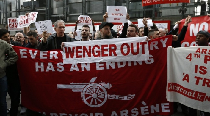 wengerarsenalhinchasafplafm1.jpg