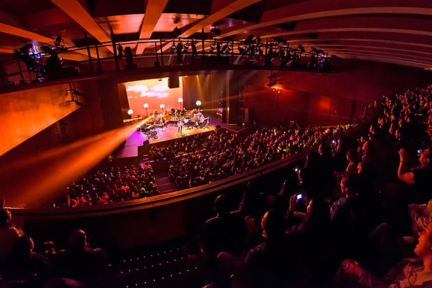 teatrocolprensa.jpg