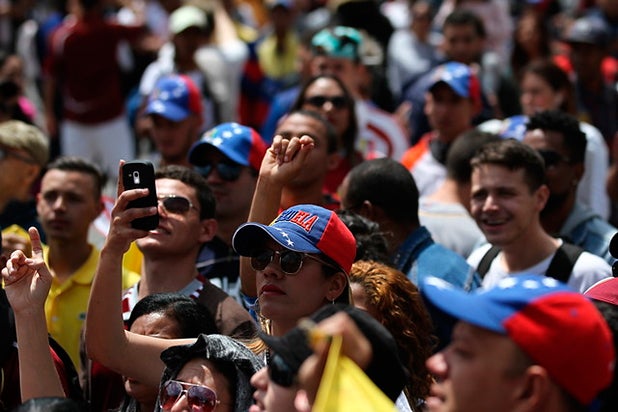 venezolanos-colprensa.jpg
