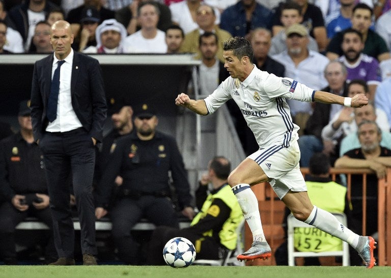 zidane-Ronaldo-LA-FM-AFP.jpg