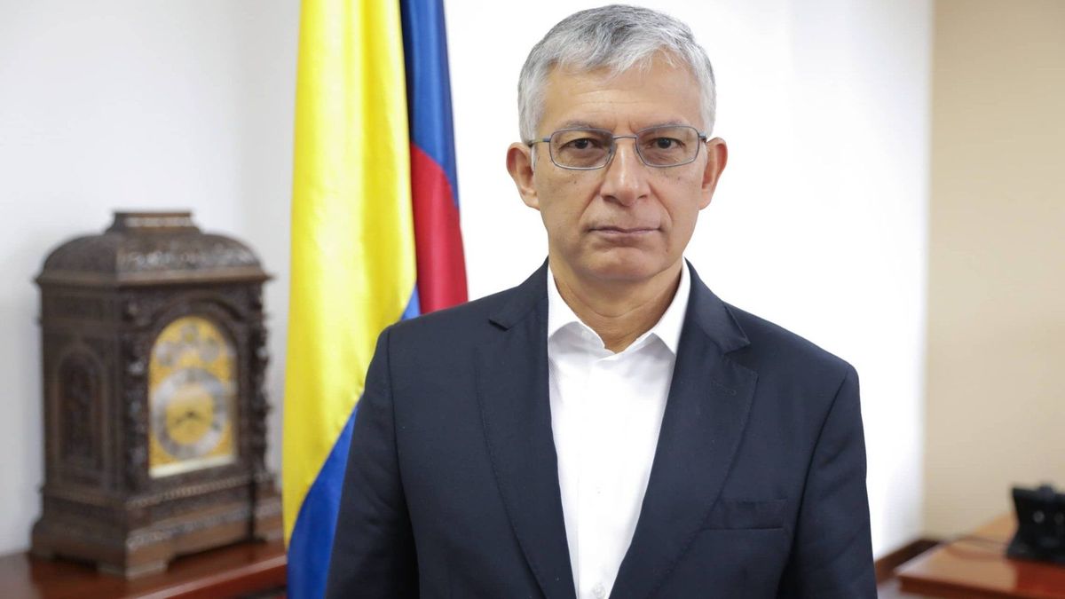 Carlos Betancourt asume la dirección encargada de la DIAN tras la renuncia de Luis Eduardo Llinás
