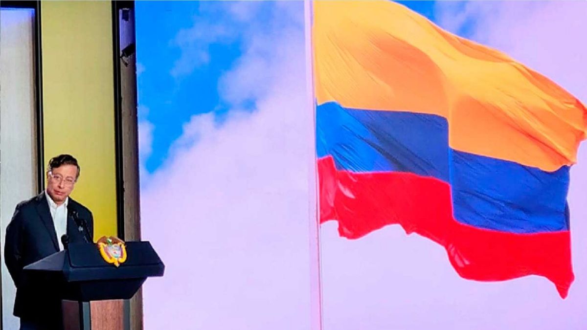 Presidente Petro inicia nueva gira por Medio Oriente: estará en Arabia, Egipto y Catar
