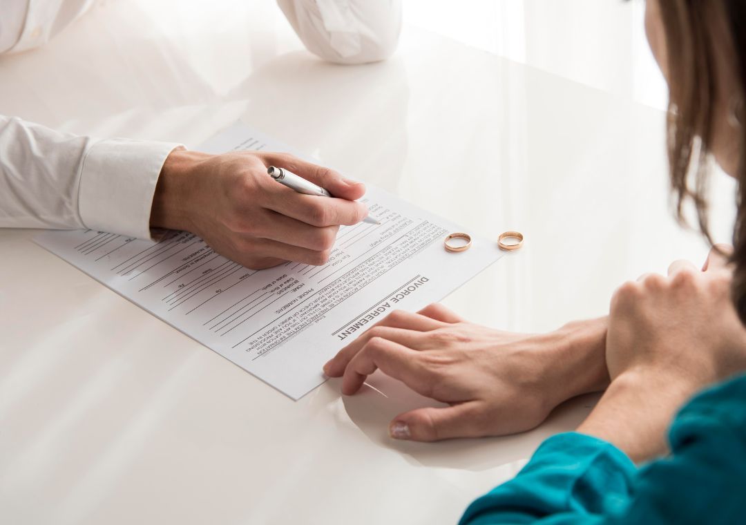 Un abogado debe estar presente en todo el proceso de divorcio