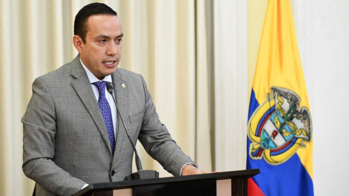 El entonces mandatario habría autorizado la adición presupuestal pese a que el trámite presentaba posibles deficiencias.