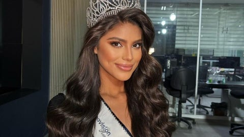 En su comunicado, Gallego explicó que su decisión fue tomada tras la repercusión nacional que tuvieron sus declaraciones en redes sociales.