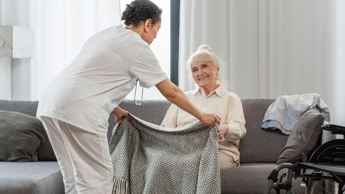 En Colombia, las mujeres dedican en promedio 7 horas y 44 minutos diarios a labores domésticas y de cuidado no remunerado