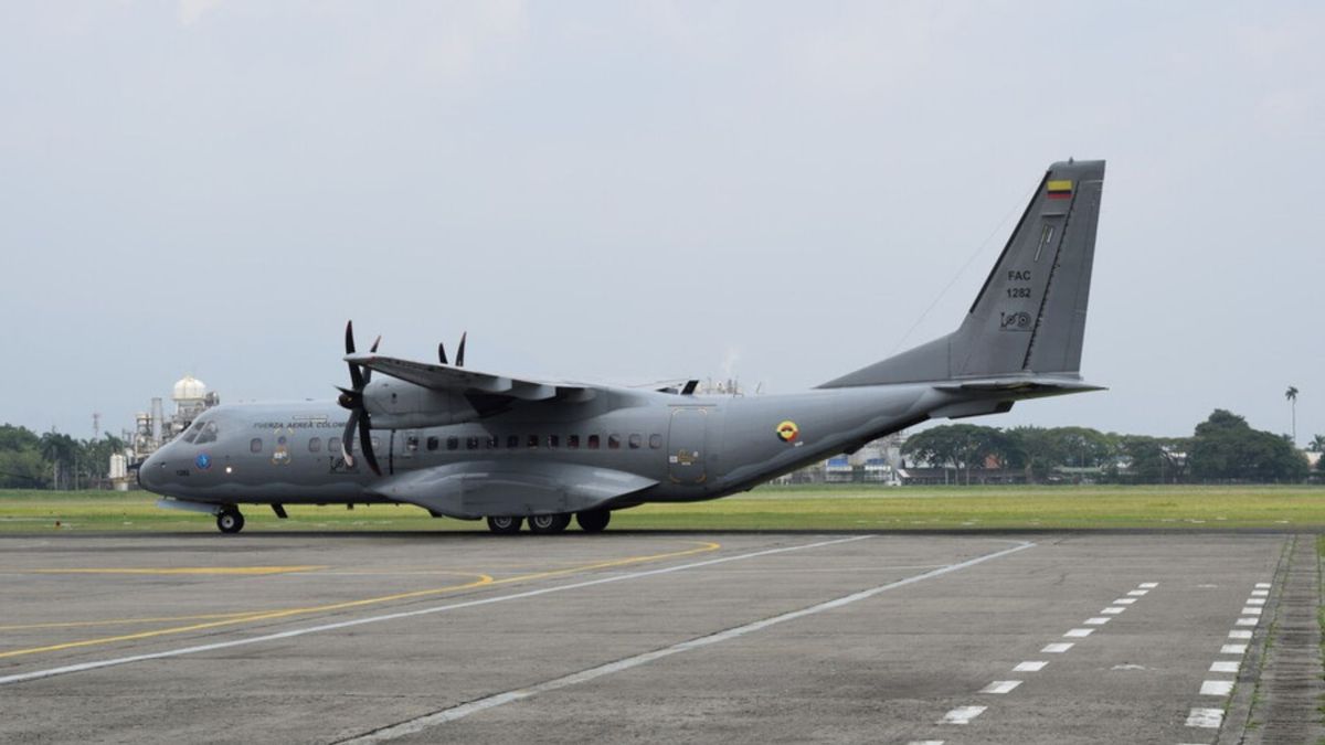 Capturan en Cali a tres disidentes de las Farc, incluido alias Ramiro, cabecilla de redes de apoyo y señalado por planear atentado contra la base aérea. Noticia en desarrollo.