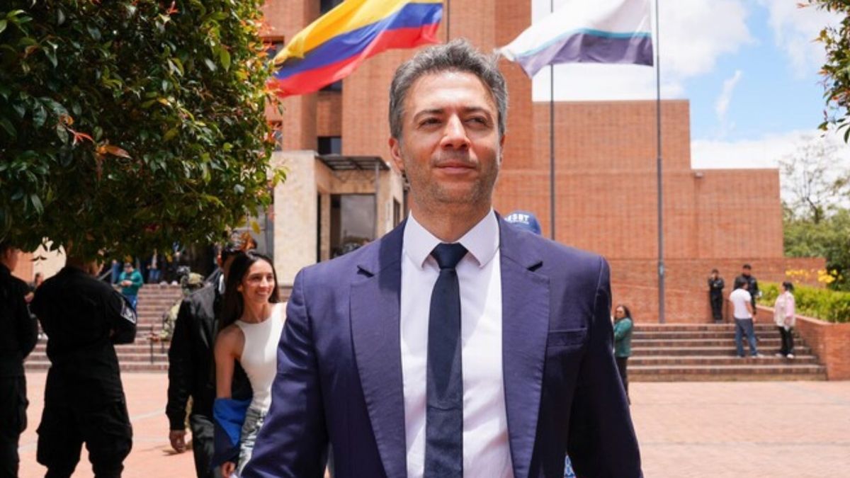 Esta denuncia fue interpuesta debido a que a través de redes sociales se hizo tendencia un video de la entonces señorita Antioquia 2025, Laura Gallego Solís.