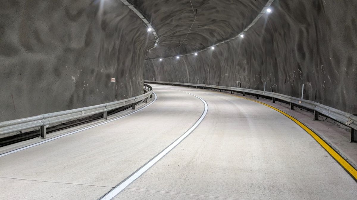 Foto: El proyecto contempló ajustes en la geometría del túnel con el objetivo de ampliar el ancho de la calzada a 7,8 metros.