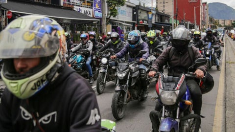 Moteros tienen restricciones en Bogotá en el fin de semana de Halloween