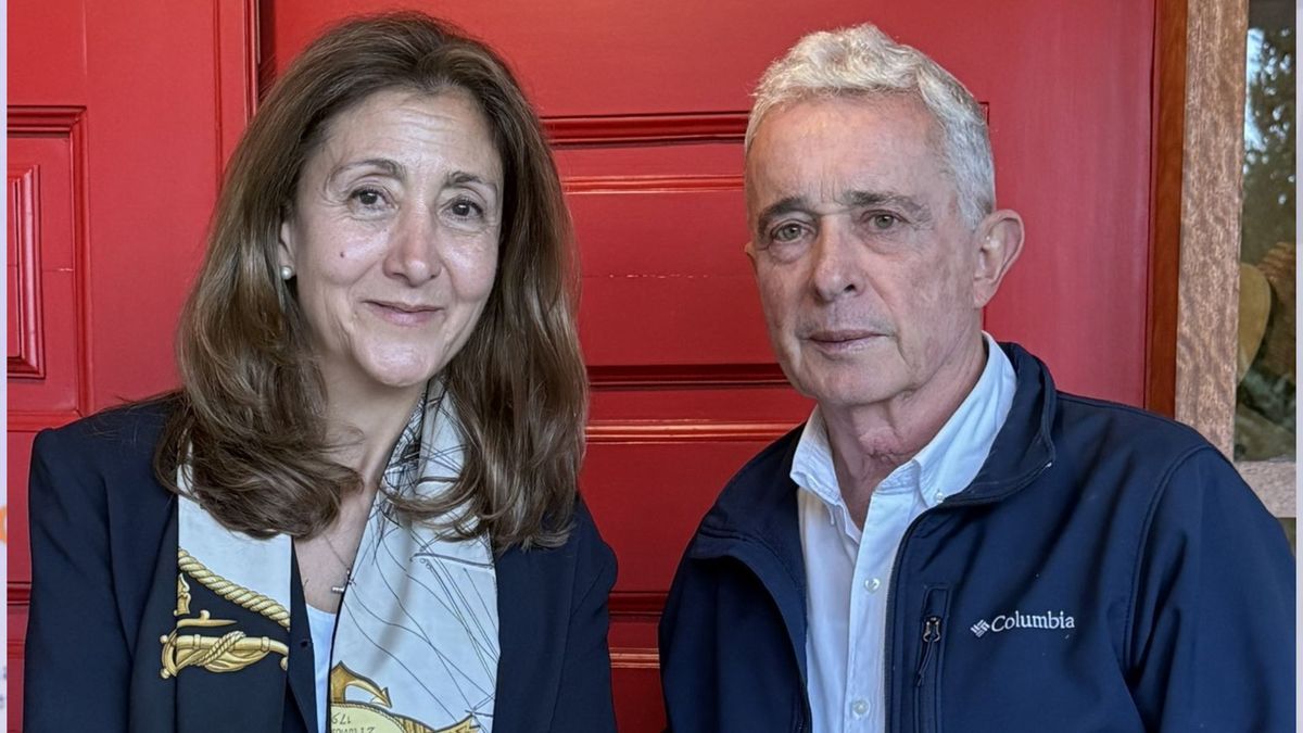 Álvaro Uribe e Ingrid Betancourt