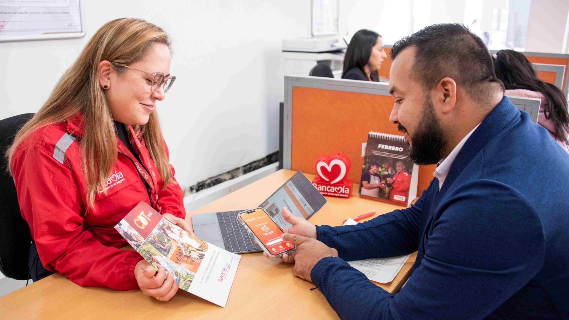 Bancamía / Contenido Patrocinado