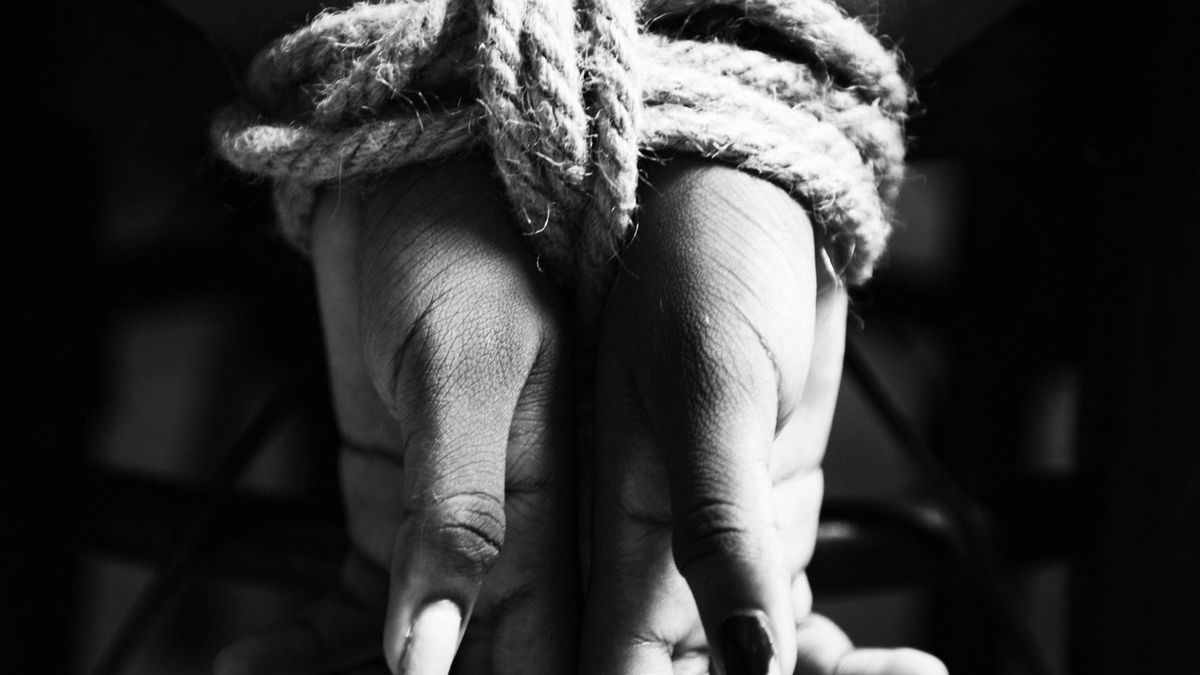 Las primeras versiones sobre este hecho, en relación a Carlos Fernando Caicedo, dan cuenta qué ocurrió durante la mañana de este sábado en la Avenida Centenario.