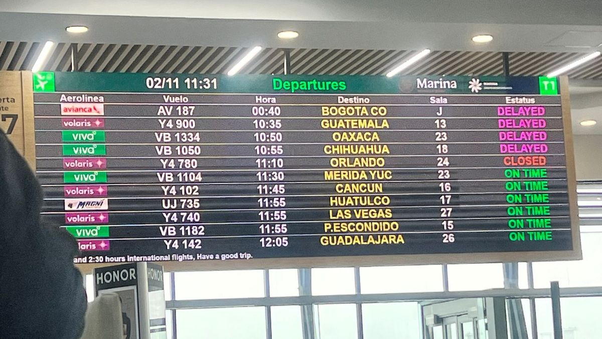El vuelo ha sido cambiado en cuatro oportunidades según los pasajeros.
