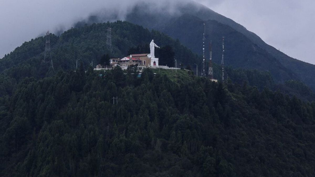 Extranjero fue hallado con vida en cerro de Guadalupe, tras estar desaparecido