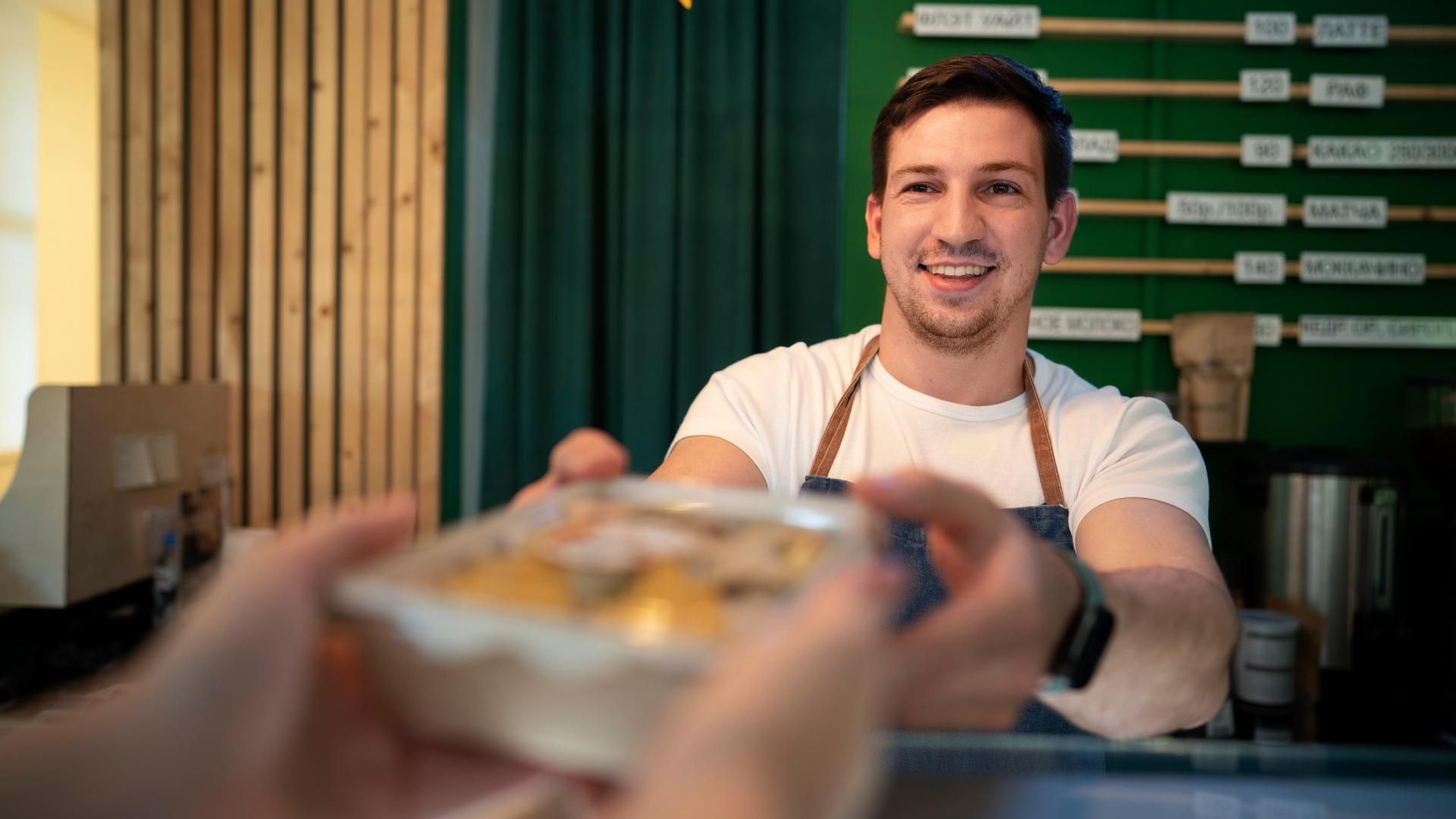 Psicólogo revela el costo del exceso de compromiso laboral