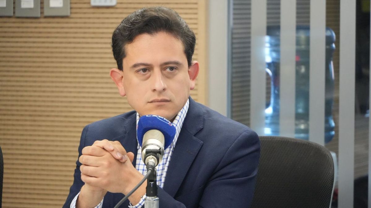 En cuanto a su relación con el gobierno de Gustavo Petro, Reyes afirmó que “no me arrepiento de haber hecho parte del gobierno de Colombia”.