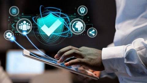 Mientras se desarrolla una solución definitiva, el investigador y otros expertos recomiendan adoptar medidas de precaución.