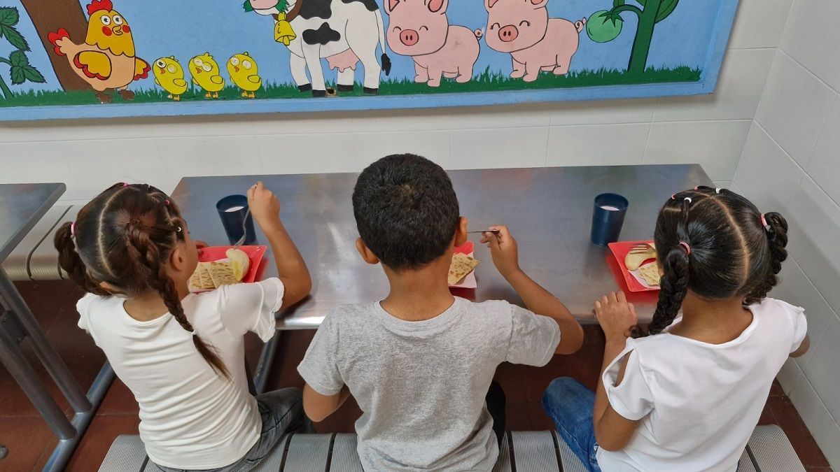 Menores de edad colombianos.