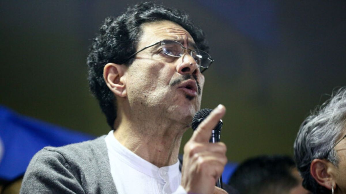 Iván Cepeda, senador y candidato a la Presidencia del Pacto, hizo el llamado desde el Congreso.