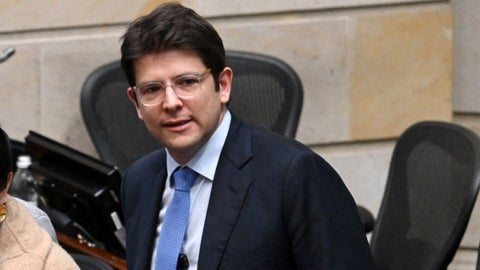 Exsenador Miguel Uribe Turbay.